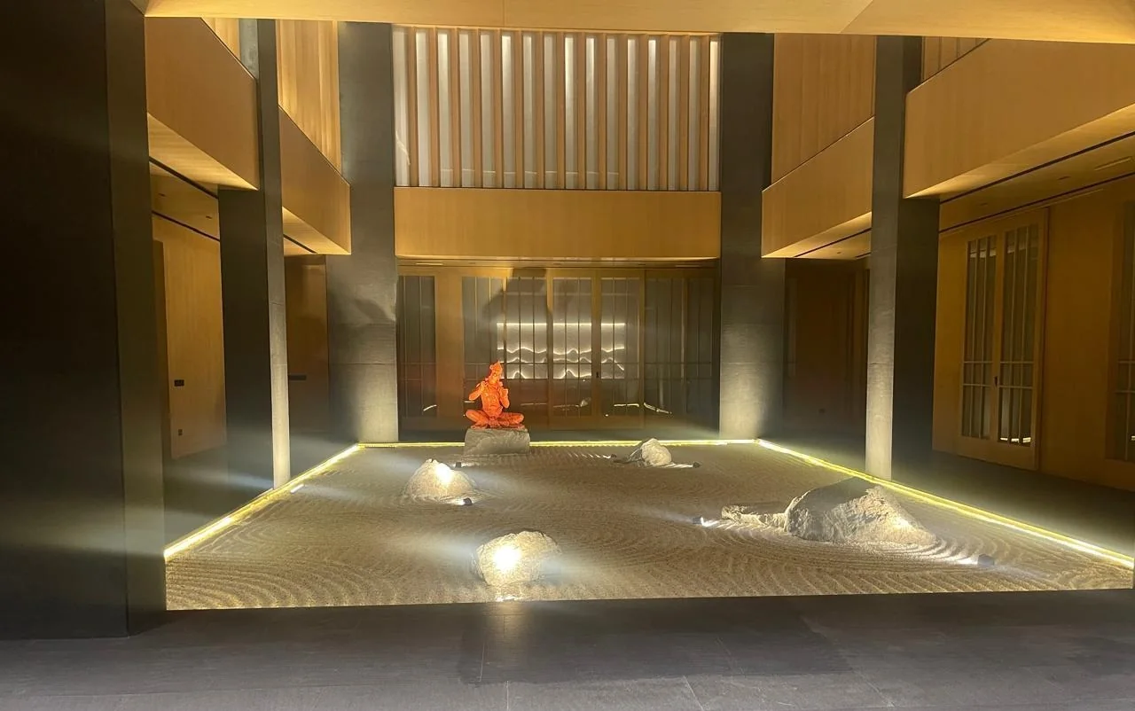 Private campus courtyard in New Delhi
